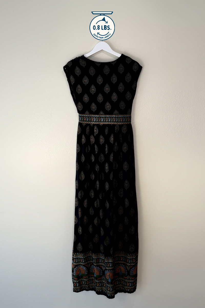Lapogee Sleeveless Maxi Dress